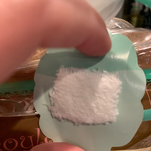 Brand New Ultra Plush back and shoulder cozy - Picture 6 of 8